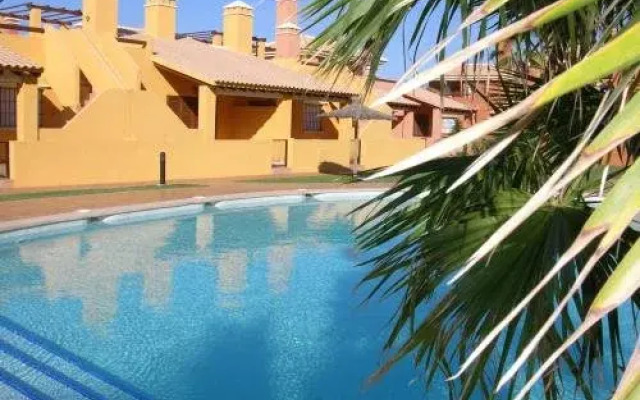 Albatros & Arona Complex