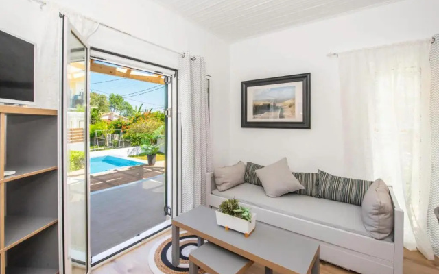 Acharavi Beach Villa