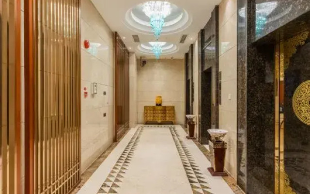 Yangzi International Hotel