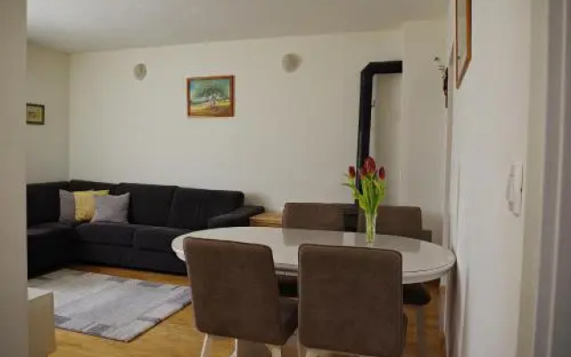 Apartment Pradini