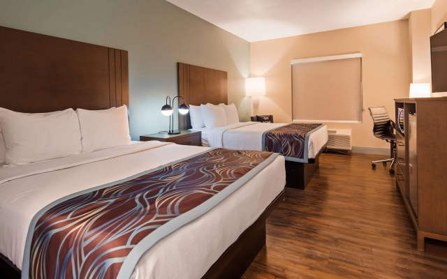 Best Western Plus New Barstow Inn & Suites