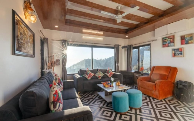 Alaya Stays Evara - 2 BHK Hilltop