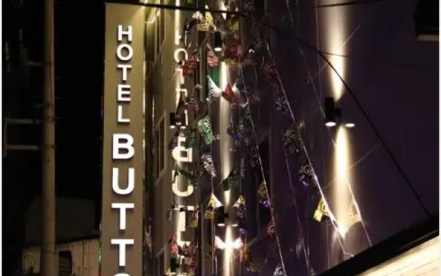 Button Hotel