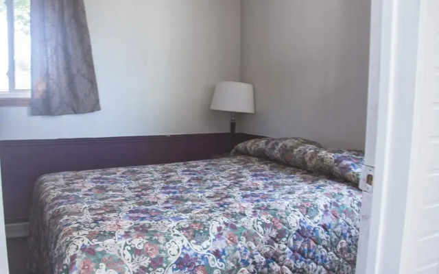 Southsider Motel
