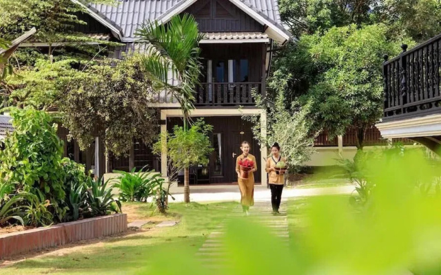 Sansan Boutique Resort & Spa