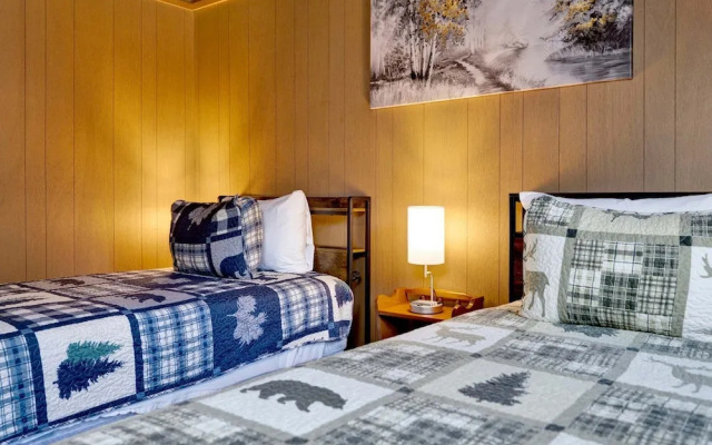 2583-bernhardt Brown Bungalow