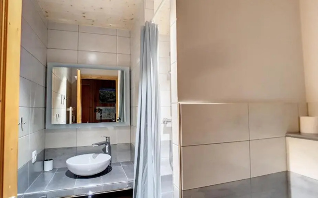 Appartement-3-Chambres-8-Couchages-Wifi-Montriond-Chebourins