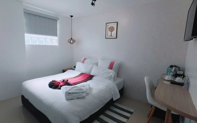 BLUE OCEAN BOUTIQUE HOTEL (Boracay Island, Philippines)