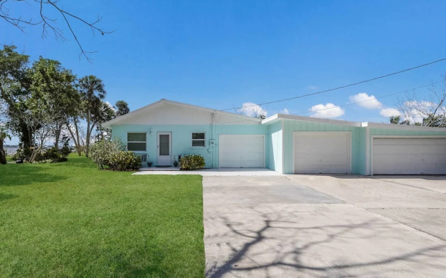 Palmetto Home w/ Manatee River Access!