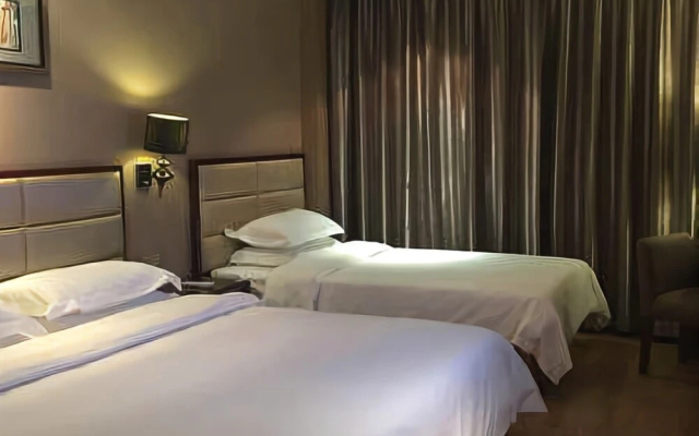 Degas Hotel