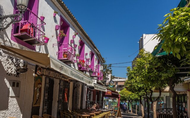 Отель Málaga Inn вид на фасад