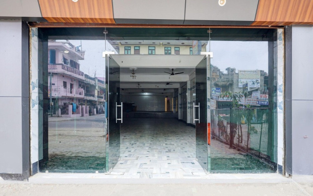 Super Townhouse Oak Kanpur