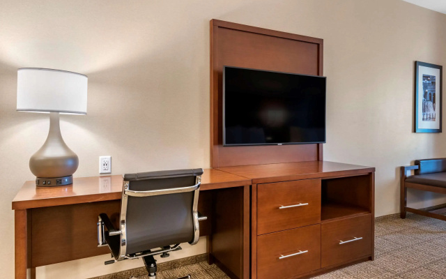 Comfort Suites Camp Hill-Harrisburg West