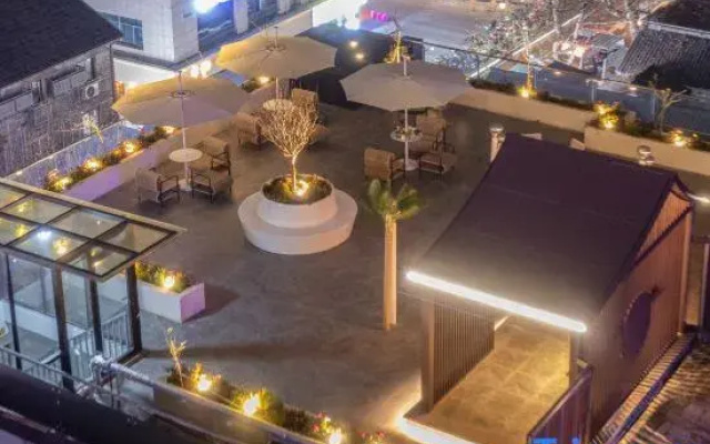 Zety Hotel (Hubin Xihu Longxiangqiao Subway Station Branch Hangzhou)