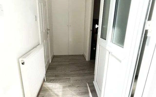 Immaculate 1-bed Apartment in Orpington