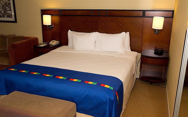 The Hotel Fresno