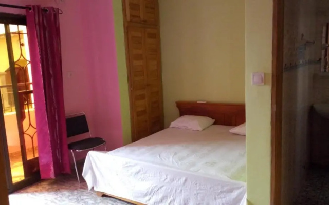 Maison Rose+