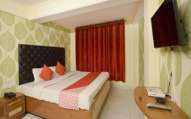OYO 6138 Hotel Majestic Grand