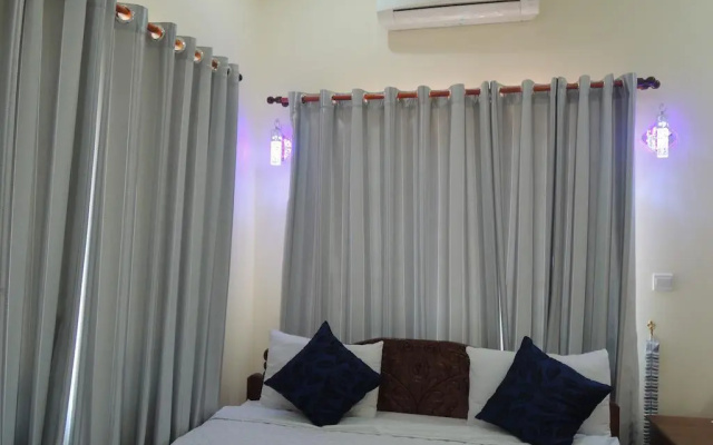 Techno Guesthouse
