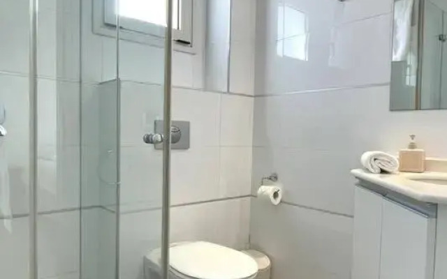 Sunny 3BR Apartment Golf Residence
