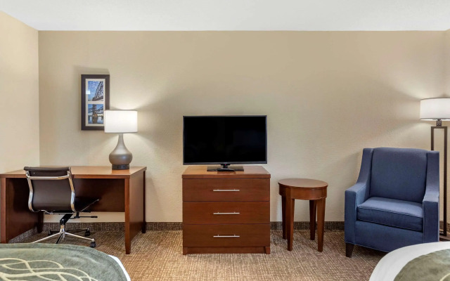 Comfort Inn & Suites Little Rock Airport