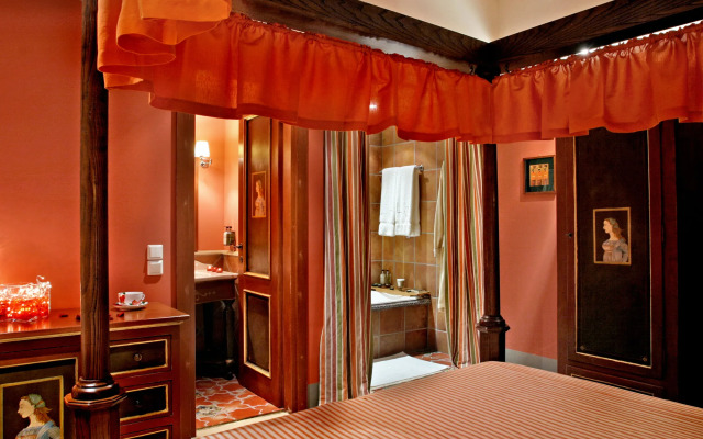 Great Greece Le Convivial Suites