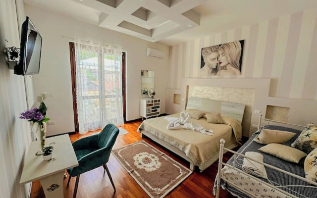 B&B By Family L&G
