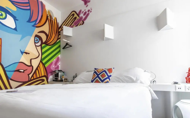 ibis Styles Lausanne Center MadHouse