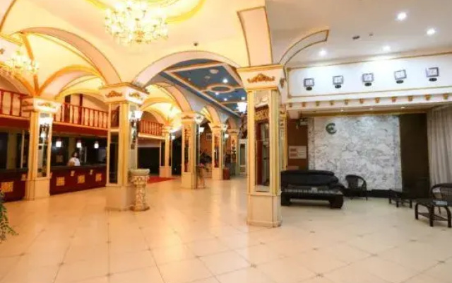 Family Selected King Bed Hotel