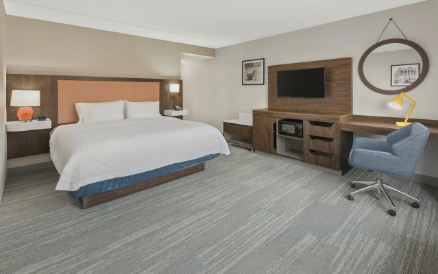 Hampton Inn & Suites Macon I-75 North