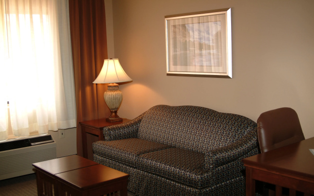 Staybridge Suites Lubbock - University Area by IHG