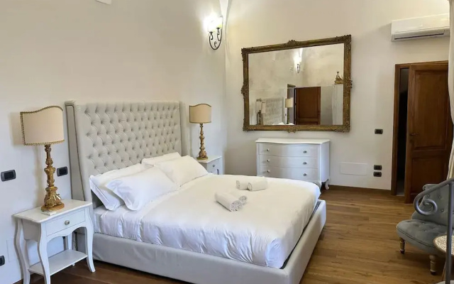 Tuscan Palace - Buratti Apartment