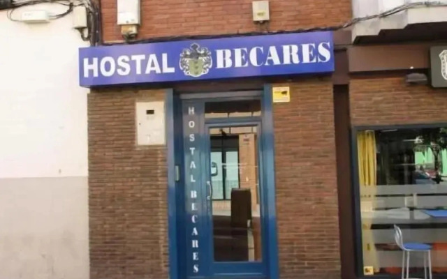 Hostal Becares