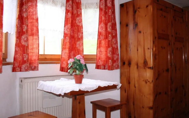 Cozy Chalet in Bruck am Ziller With Private Terrace