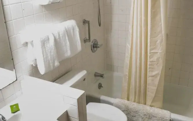 Fairway Overnight & Extended Stay