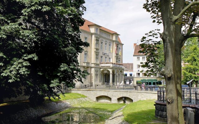 Отель Deutsches Haus Германия, Брауншвейг - отзывы, цены и фото номеров - забронировать отель Deutsches Haus онлайн вид на фасад
