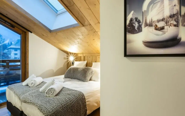 Apartment in La Chapelle Near Cret-beni Lift