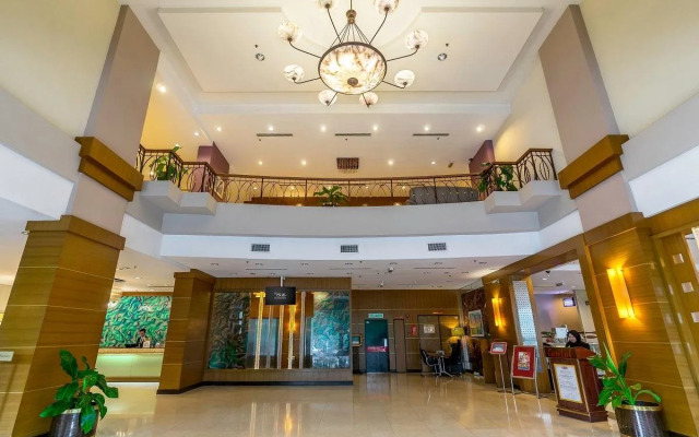 Crystal Crown Kuala Lumpur