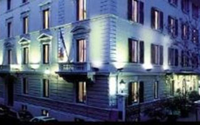 Hotel Desirèe вид на фасад