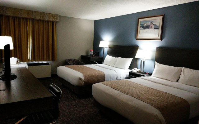 Crestwood Hotel