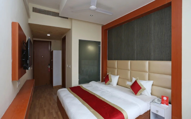 OYO 15731 Lime Wood Stay