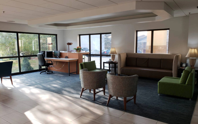 Holiday Inn Express Edgewood-Aberdeen-Bel Air by IHG