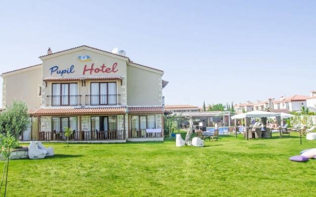 Alacati Pupil Hotel Чешме вид на фасад