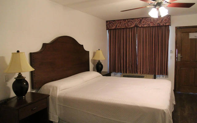 Estancia Inn