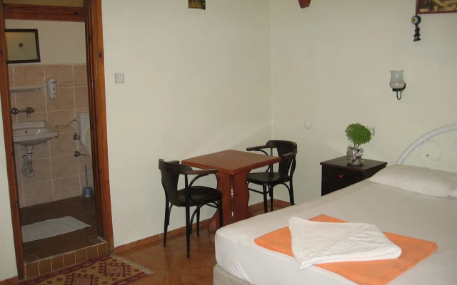 Paris Hotel