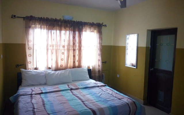 Peak Olam Suites