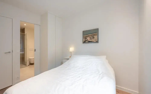 Apartment in Knokke With Stunning Sea Views
