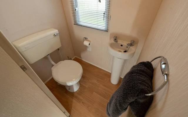 Inviting 3-bed Caravan on Sand Le Mere, Tunstall