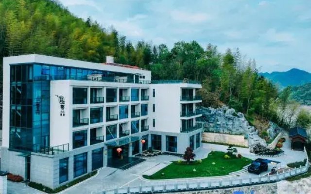 Mufeng Guanhu Homestay
