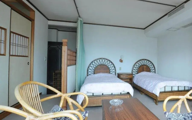 Hotel Hakusuien